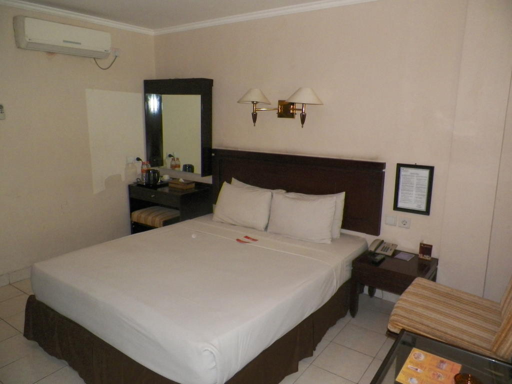 Hotel Guntur Bandung Pokój zdjęcie